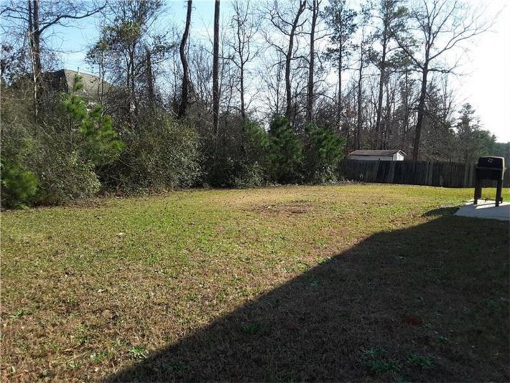5476 Katherine Village Drive, Ellenwood, GA 30294