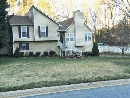 5224 Pine Way Road, Powder Springs, GA 30127