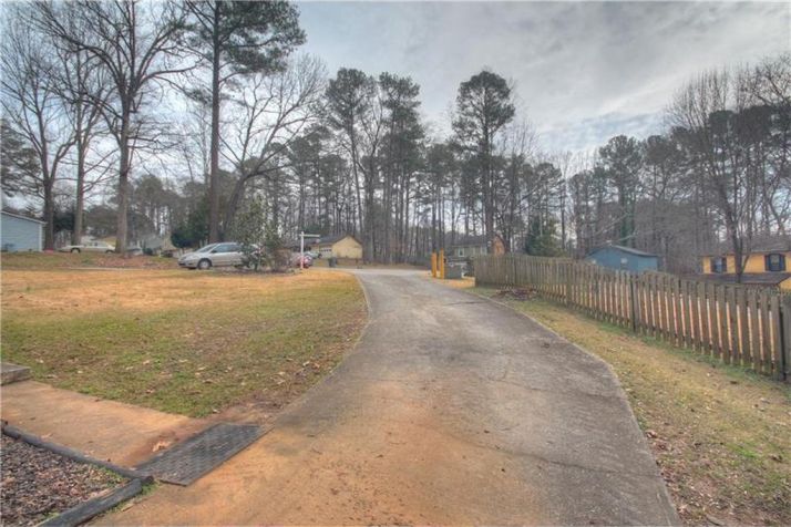 3169 Meadow Wood, Lawrenceville, GA 30044