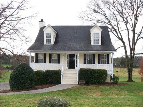 307 Rail Drive, Adairsville, GA 30103