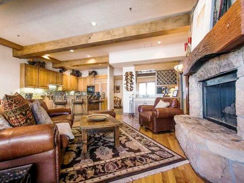7660 Royal Street E 102, Park City, UT 84060