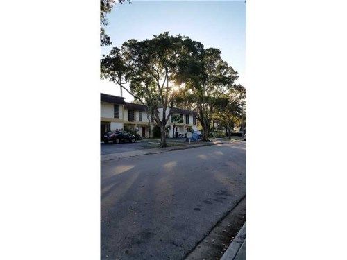 3321 Simms # 13C, Hollywood, FL 33021