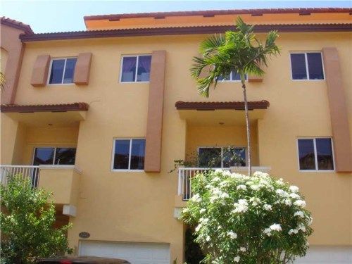 21399 Marina Cove Cir # M14, Miami, FL 33180