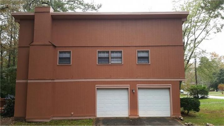 795 Rockborough Drive, Stone Mountain, GA 30083