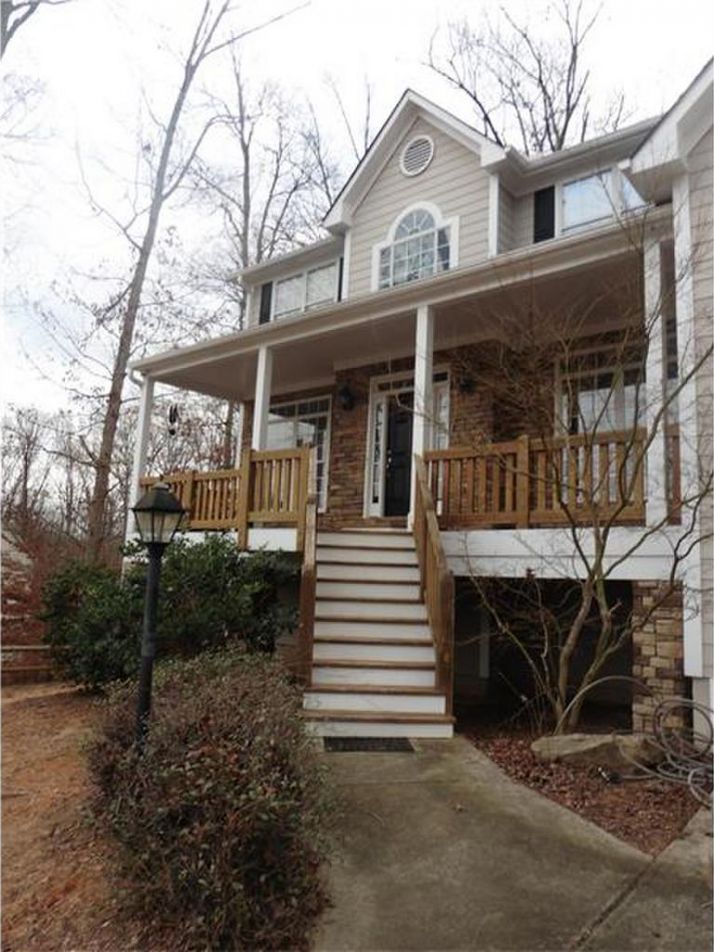 1021 Andover Drive, Hoschton, GA 30548