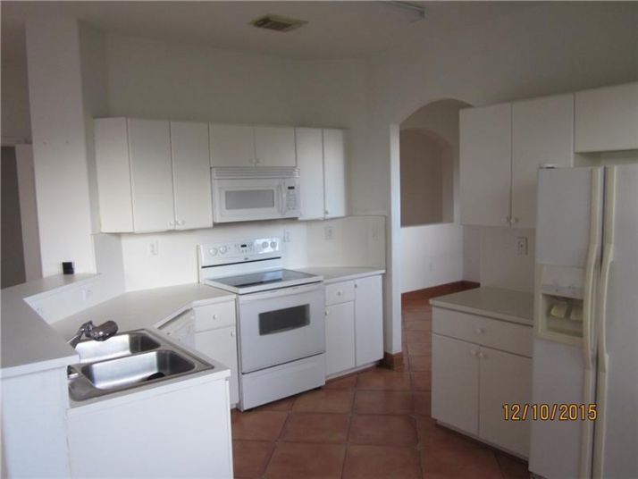 11242 NW 74th Ter, Miami, FL 33178