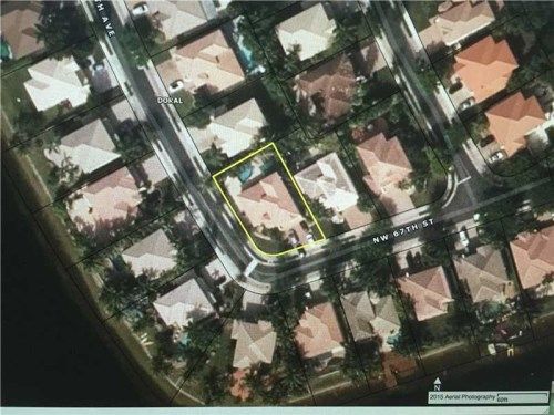 11173 NW 67th St, Miami, FL 33178