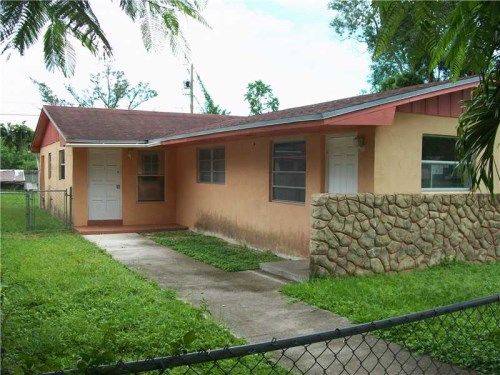 23121 SW 156 AV, Miami, FL 33170