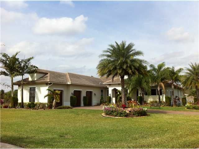 12535 SW 14th Pl, Fort Lauderdale, FL 33325