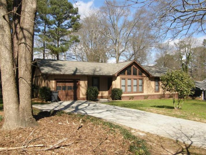 2055 Wisteria Court, Lawrenceville, GA 30044