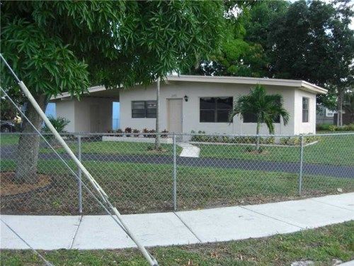 315 NW 33rd Ave, Fort Lauderdale, FL 33311