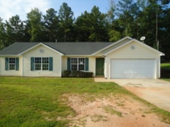 4 Chelsea Lane, Grantville, GA 30220
