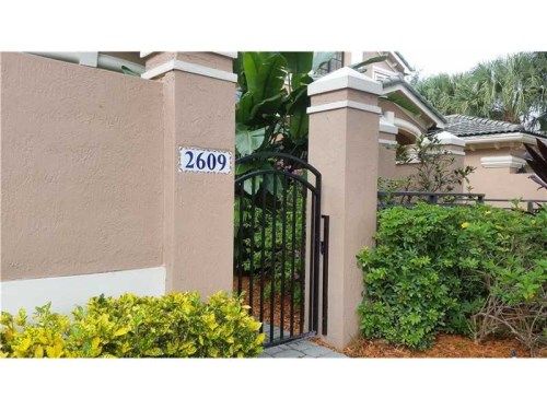 2609 Center Court Drive # 3-2, Fort Lauderdale, FL 33332