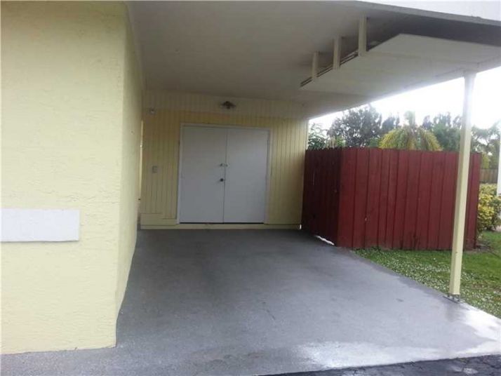 7822 NW 66th Ter, Fort Lauderdale, FL 33321