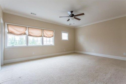 3295 Academy Square, Atlanta, GA 30337