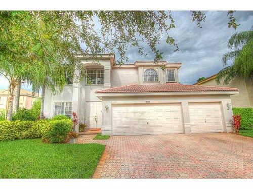 18245 SW 26 CT, Hollywood, FL 33029