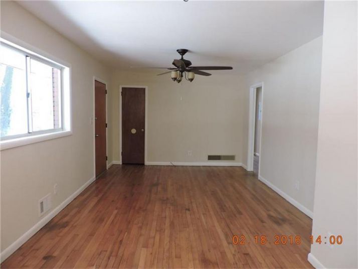 566 Meadowbrook Drive Se, Marietta, GA 30067