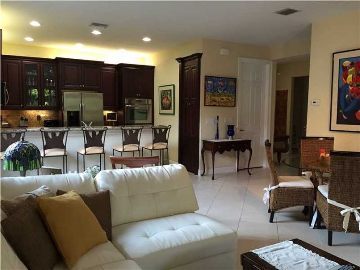 4891 SW 173rd Ave, Hollywood, FL 33029