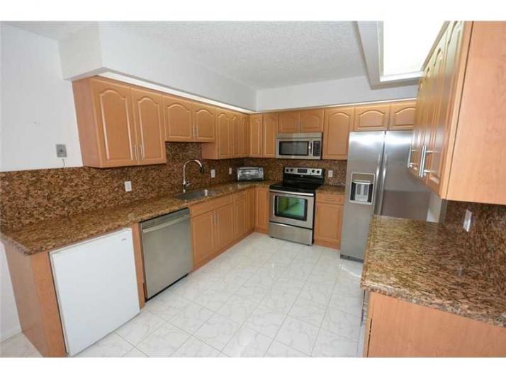 12850 SW 4th Ct # 401-I, Hollywood, FL 33027