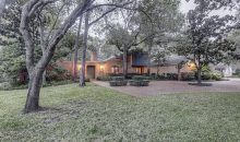 71 Williamsburg Ln Houston, TX 77024