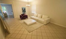 833 Tulip Cir Fort Lauderdale, FL 33327