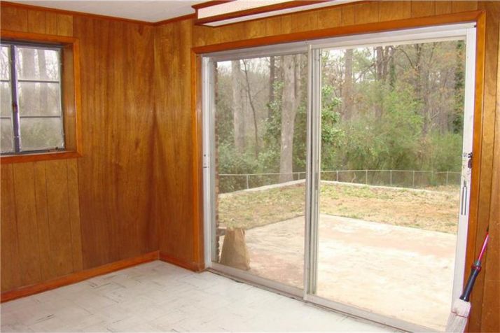 1385 Sagewood Circle, Stone Mountain, GA 30083