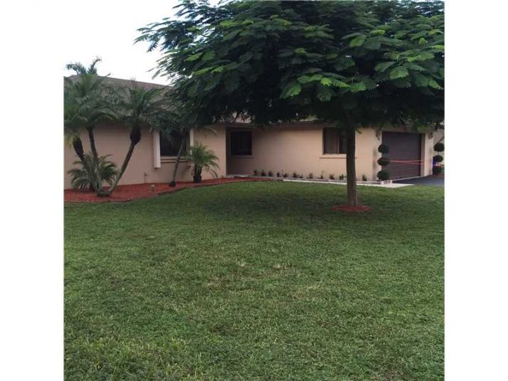 730 SW 95TH TE, Hollywood, FL 33025