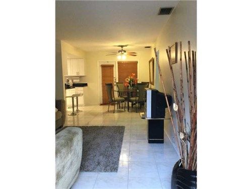 1643 WILEY ST # 1, Hollywood, FL 33020