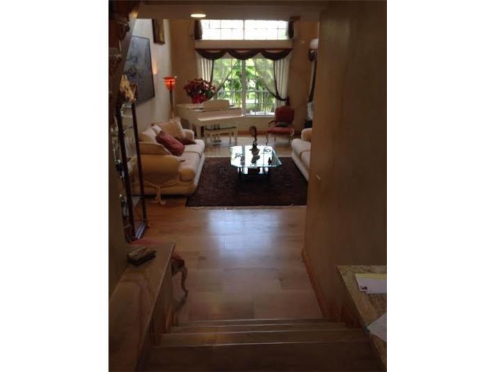 4671 NW 93rd Doral Ct, Miami, FL 33178