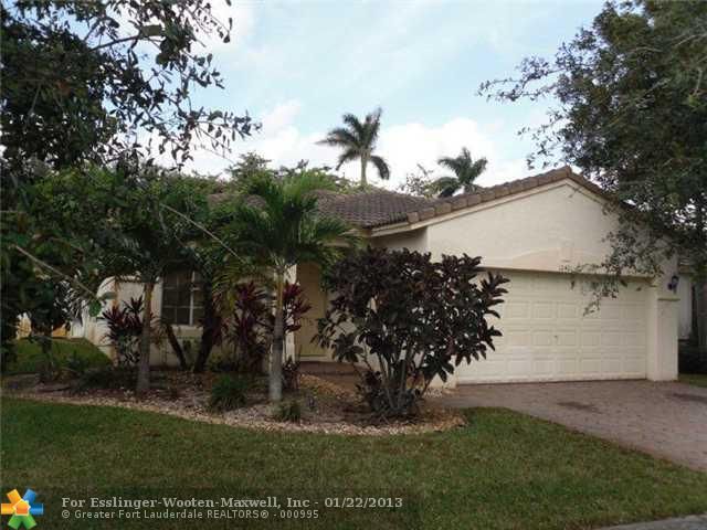 12421 SW 45th Dr, Hollywood, FL 33027