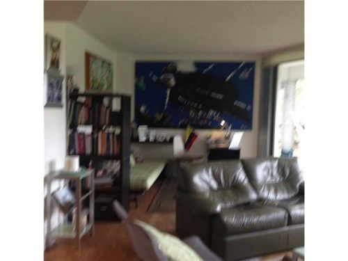 20400 W Country Club Dr # 211, Miami, FL 33180