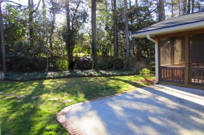 1677 Rochelle Drive, Atlanta, GA 30338