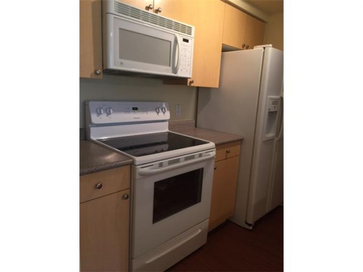 1900 VAN BUREN ST # 205, Hollywood, FL 33020