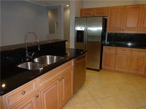 1901 TIMBERLINE RD, Fort Lauderdale, FL 33327