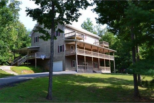 6105 Martin Heights Drive, Young Harris, GA 30582