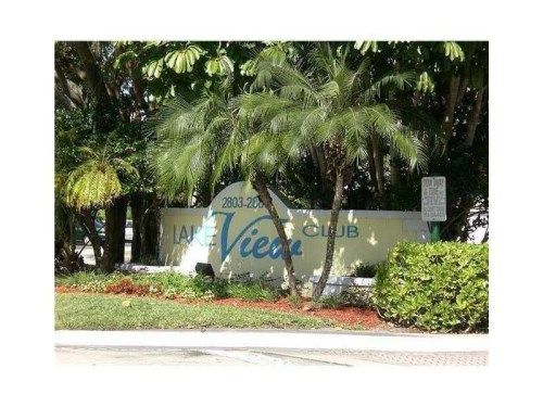 2871 N Oakland Forest Dr # 307, Fort Lauderdale, FL 33309