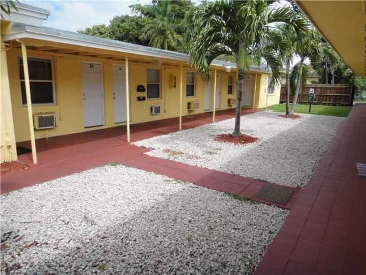 1915 FLETCHER ST # 6W, Hollywood, FL 33020