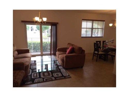 8800 NW 107th Ct # 103, Miami, FL 33178