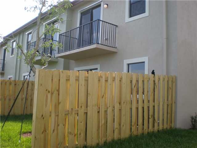 609 NE 33 TE # 609, Homestead, FL 33033