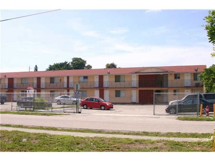 2150 Madison St # 40, Hollywood, FL 33020