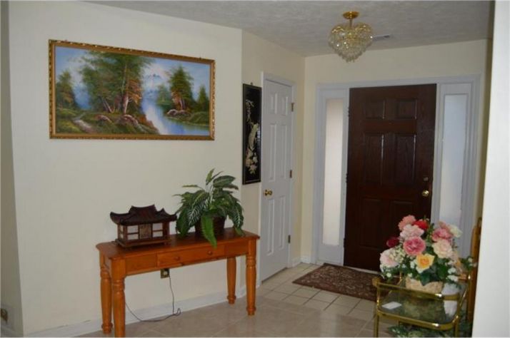 1272 Hamlet Court, Lawrenceville, GA 30044