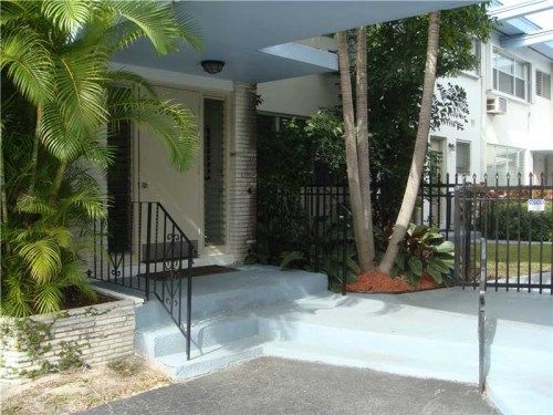 10002 E Bay Harbor Dr # 2, Miami Beach, FL 33154