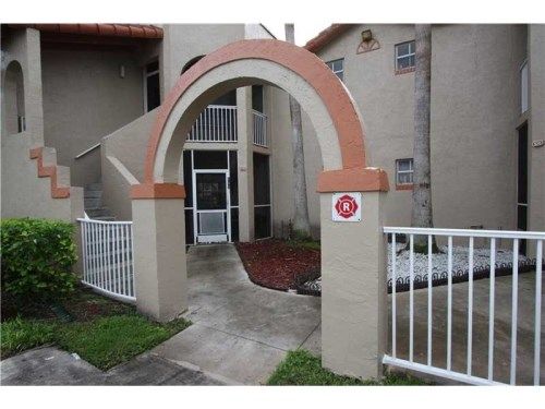 8630 SW 3 ST # 105, Hollywood, FL 33025