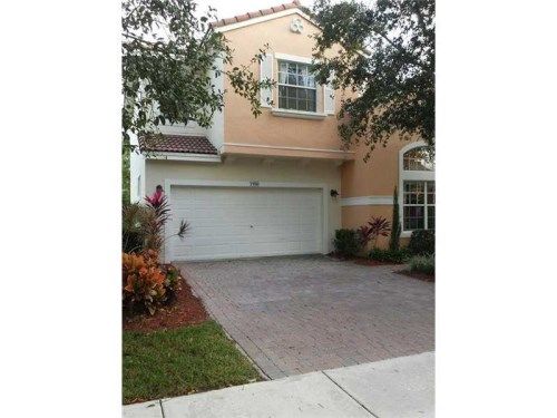 7500 NW 19 DR, Hollywood, FL 33024