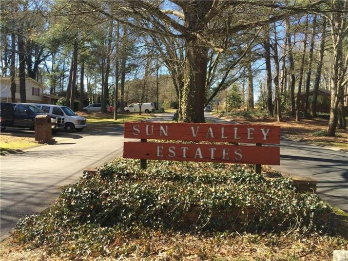 2138 Powers Ferry Drive Se, Marietta, GA 30067