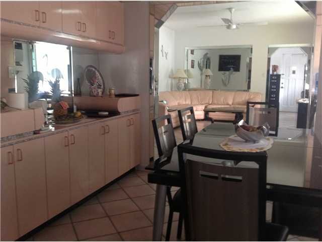 1639 Moffett St, Hollywood, FL 33020