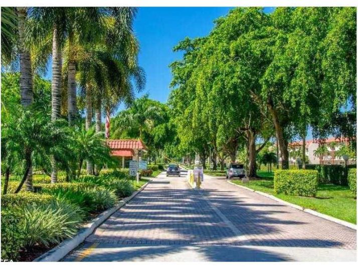 8900 S Washington Blvd # 214, Hollywood, FL 33025
