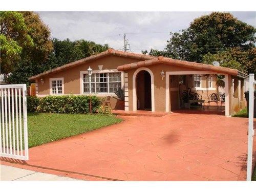5930 NE 2nd Av, Fort Lauderdale, FL 33334