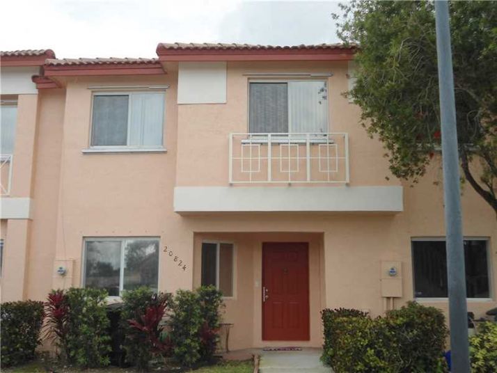 20824 NW 3rd Ln # 20, Hollywood, FL 33029