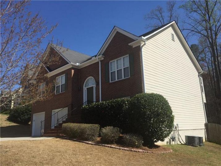2565 Chandler Grove Drive, Buford, GA 30519